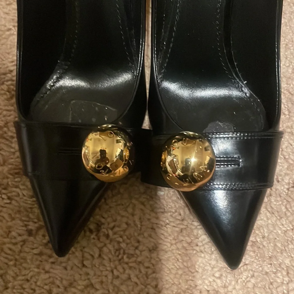 Louis Vuitton’s 3.5” heels continue “climbing the stairway to (fashion) heaven. - Picture 2 of 7